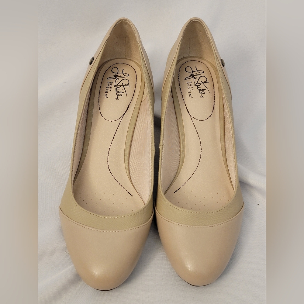 Life Stride Dreams Womens Wedge Shoes Size 10M